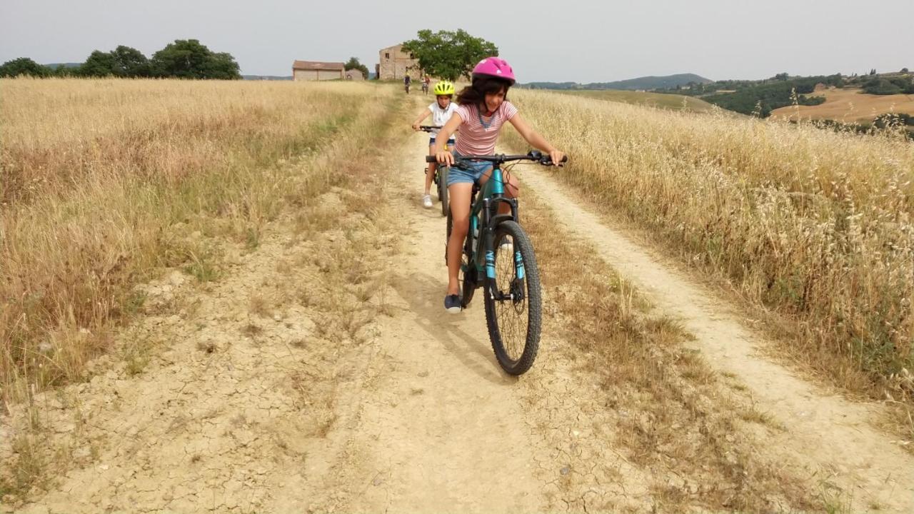 トレクアンダ Agriturismo Soleヴィラ エクステリア 写真