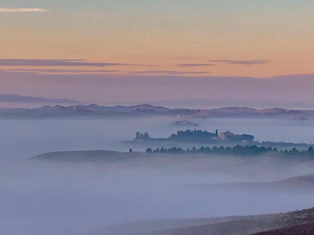 トレクアンダ Agriturismo Soleヴィラ エクステリア 写真